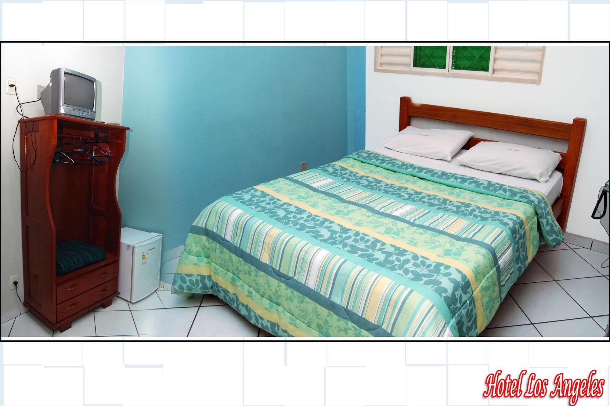 Angeles Hotel 3*